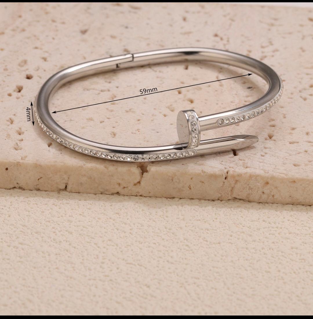 Sliver handcuff