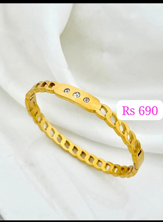 Golden Hand cuff