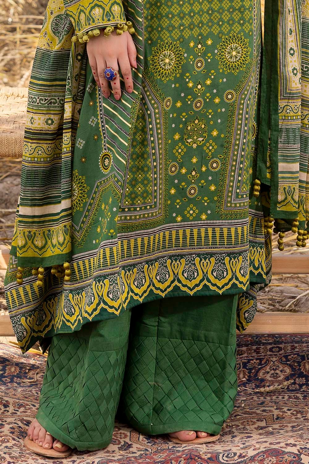 3 Piece Unstitched Gold Printed Lawn Suit CL-52635 Hurry only 1 ite